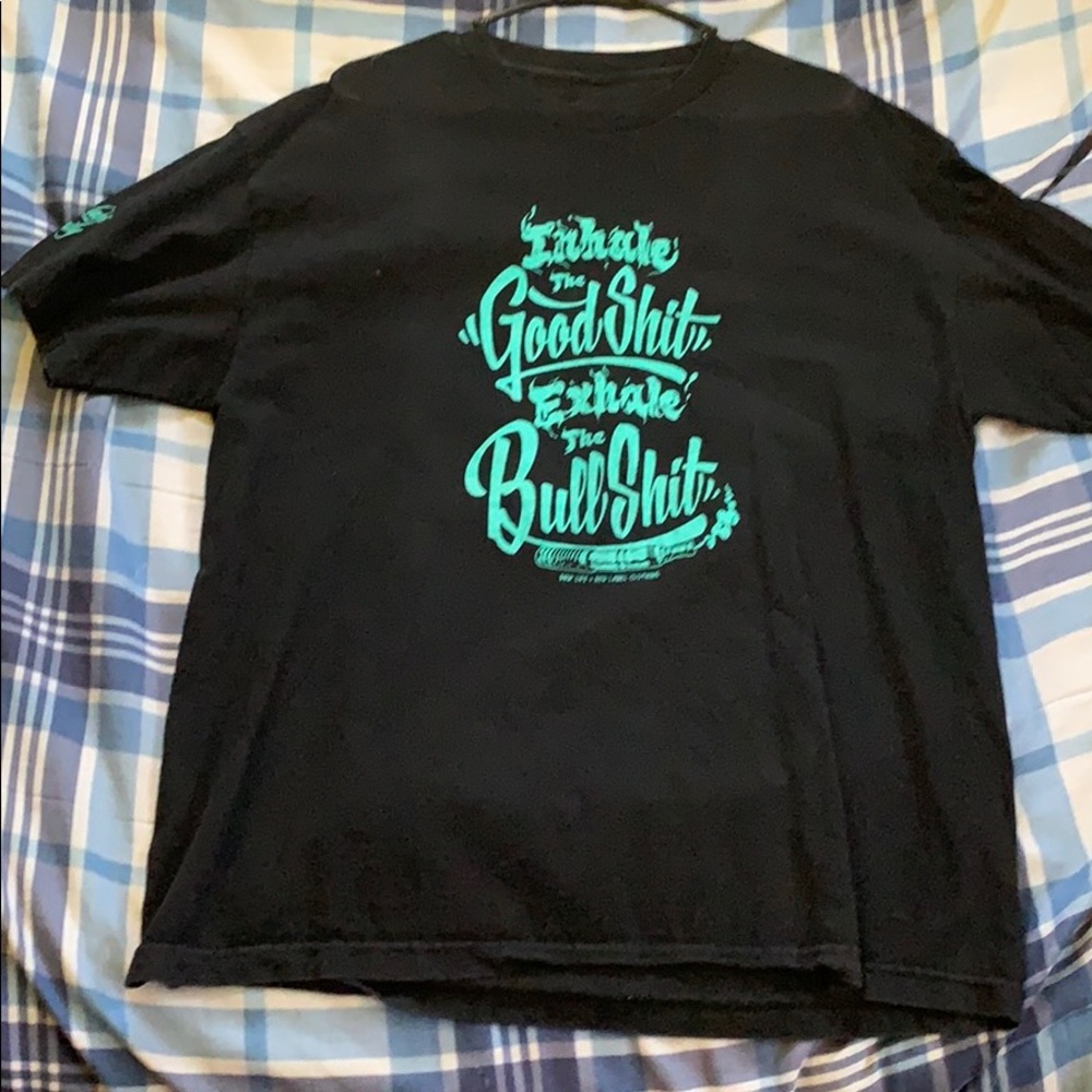 Red label t-shirt